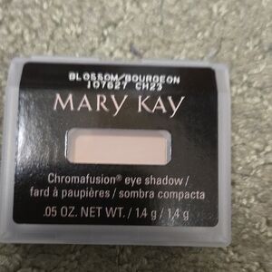 Blossom Mary Kay Chromafusion Eye Shadow